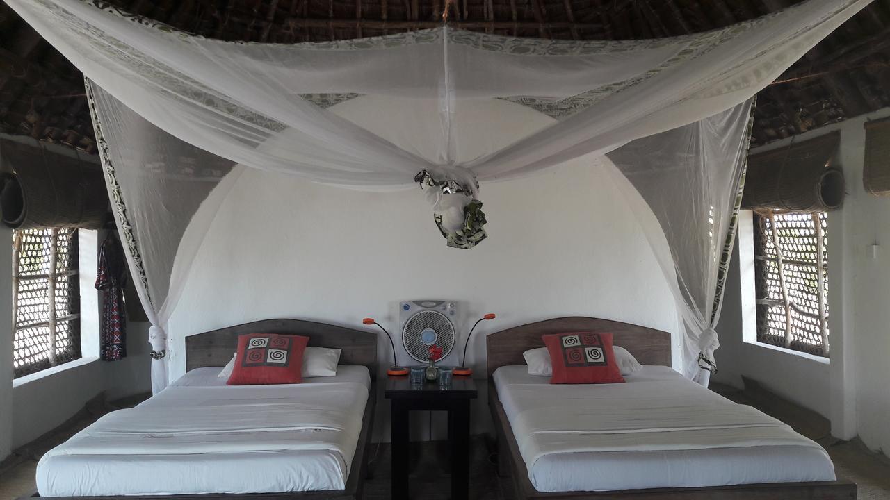 Emayani Beach Lodge Pangani Kültér fotó