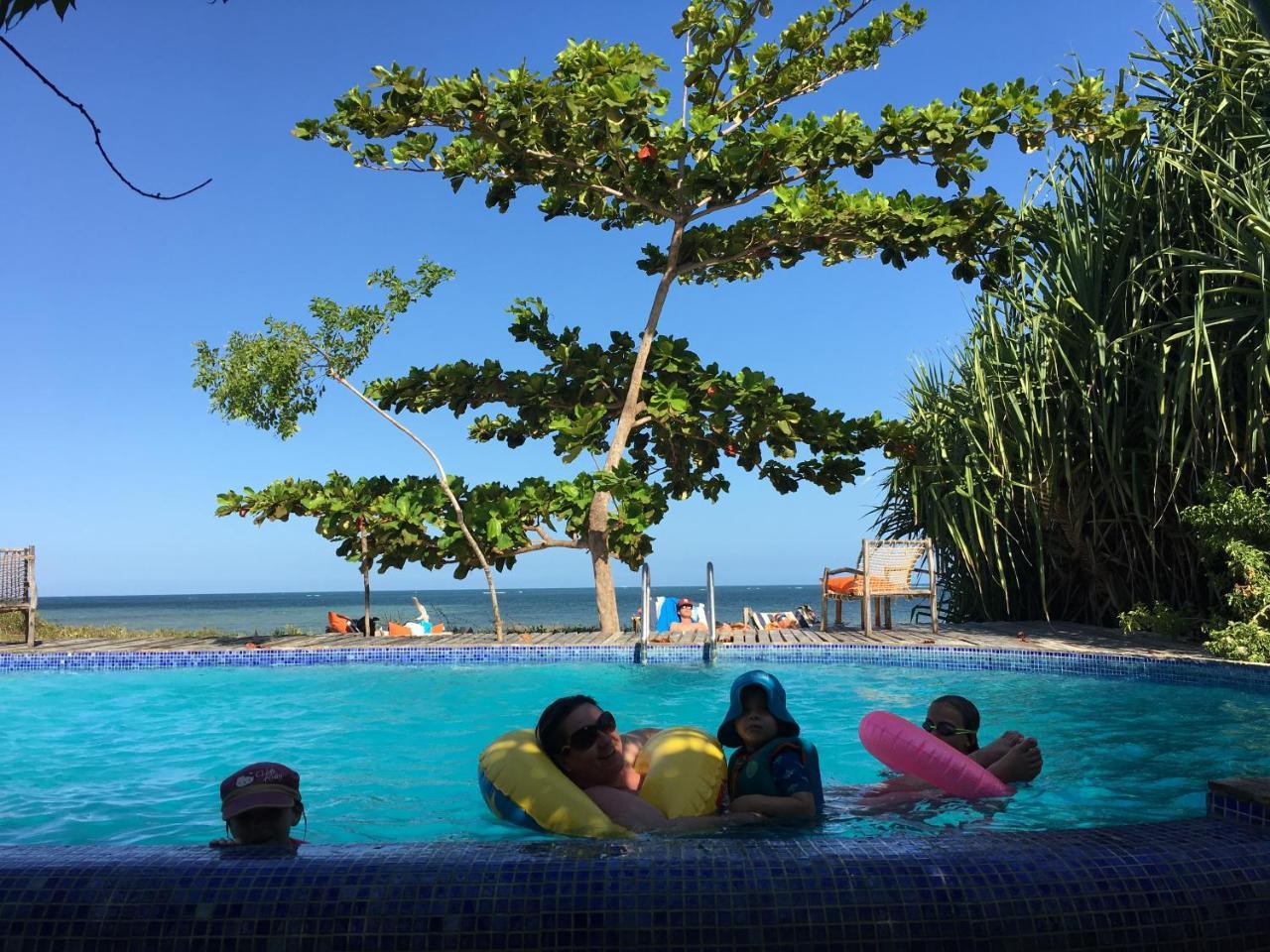 Emayani Beach Lodge Pangani Kültér fotó